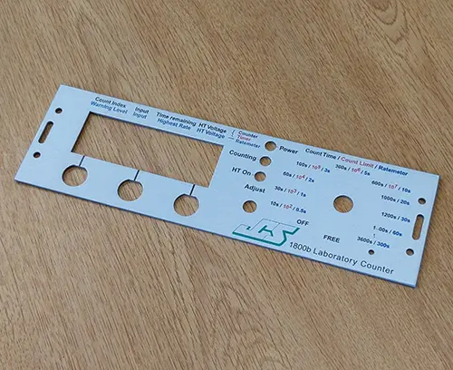 Panneau avant UNIMET-PLUS personnalisé