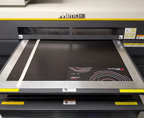 Impression numérique sur plateau A2 en interne.