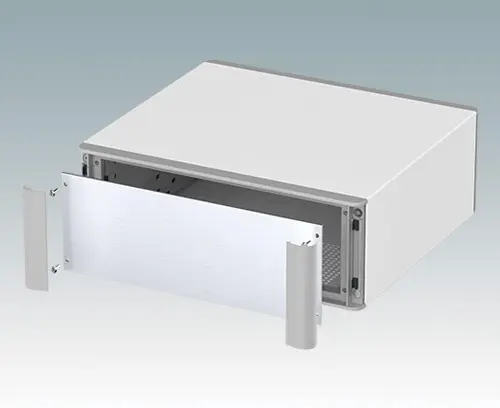 Des cache-vis emboîtables masquent les vis de fixation du boîtier et de la plaque avant