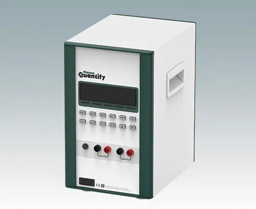 Versions de tour TX personnalisées. L'encombrement réduit maximise l'espace sur la table.